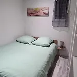Avec Jacuzzi 아파트