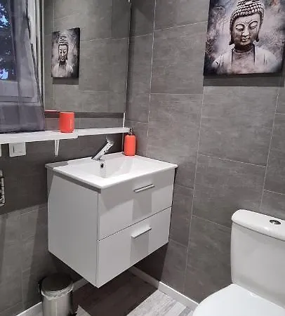Avec Jacuzzi Lägenhet